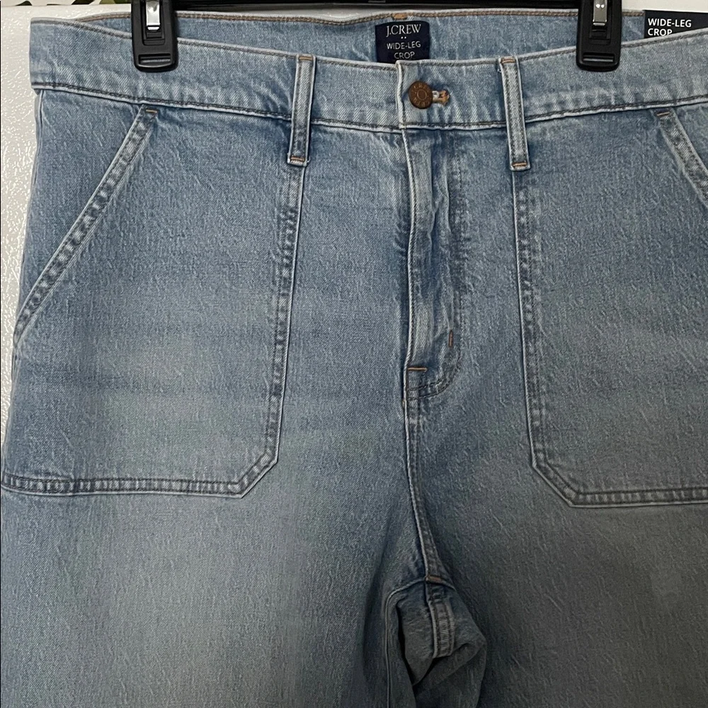 J.Crew Women’s Size 32 NWT‎ Wide Leg Crop Light Wash Jeans New Trendy